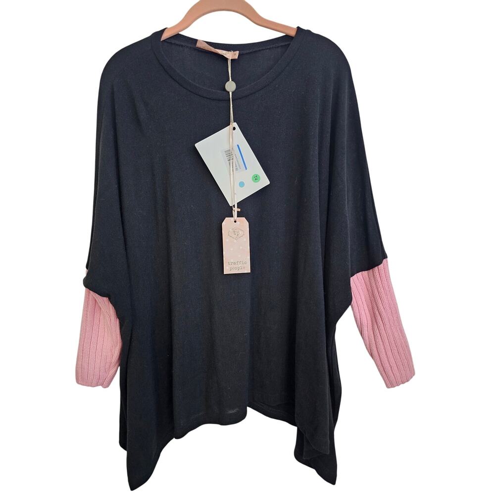 NWT Traffic People Black Hi-Low Top Scoop Neckline Pink Knit Sleeves Size Small